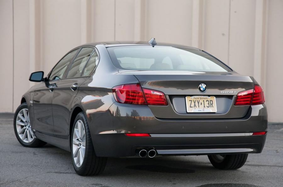  BMW 528i xDrive 2012 года  (фото 20 из 41)